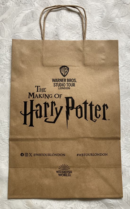 Harry Potter Warner Bros. Studio Tours  London Paper Bag NEW